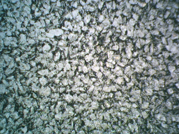  Foto aproximada do asfalto fresco. 